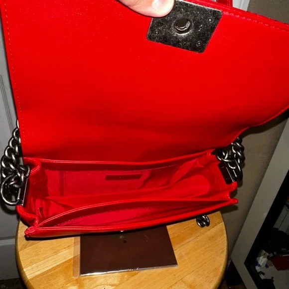 CHANEL Red Quilted Crossbody Bag with Chain Strap - Picture 10 of 16